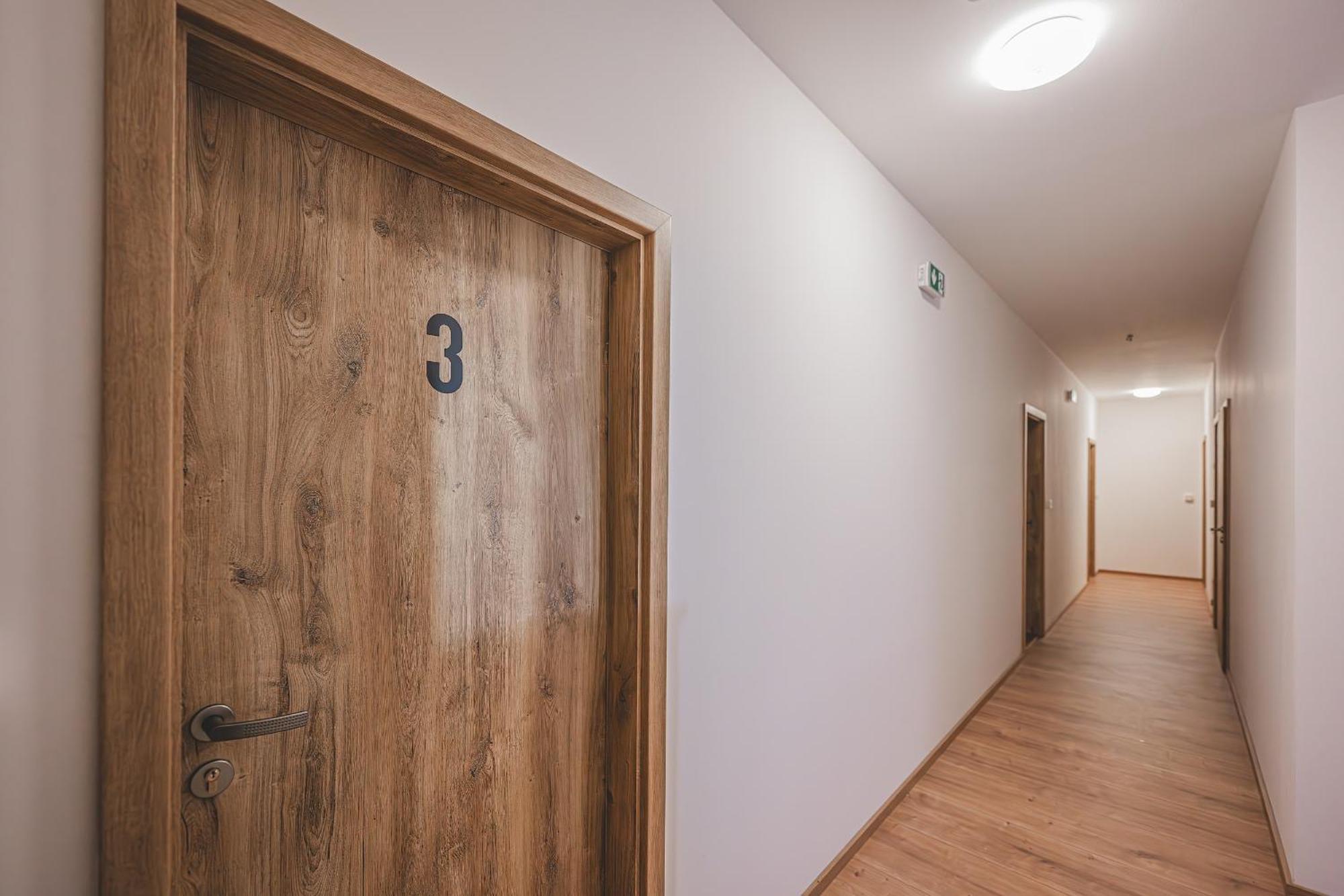 Flat Near Castle Stylish & Prime Location 3 Appartamento *