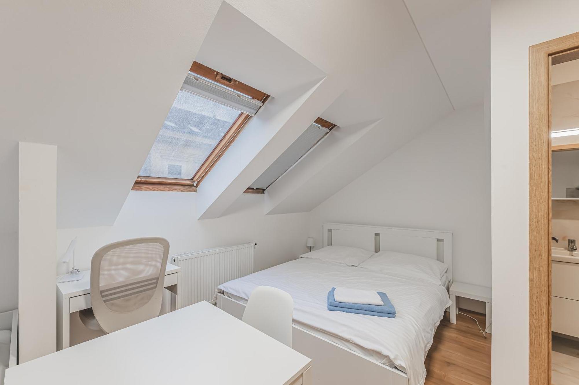Flat Near Castle Stylish & Prime Location 3 Appartamento Praga