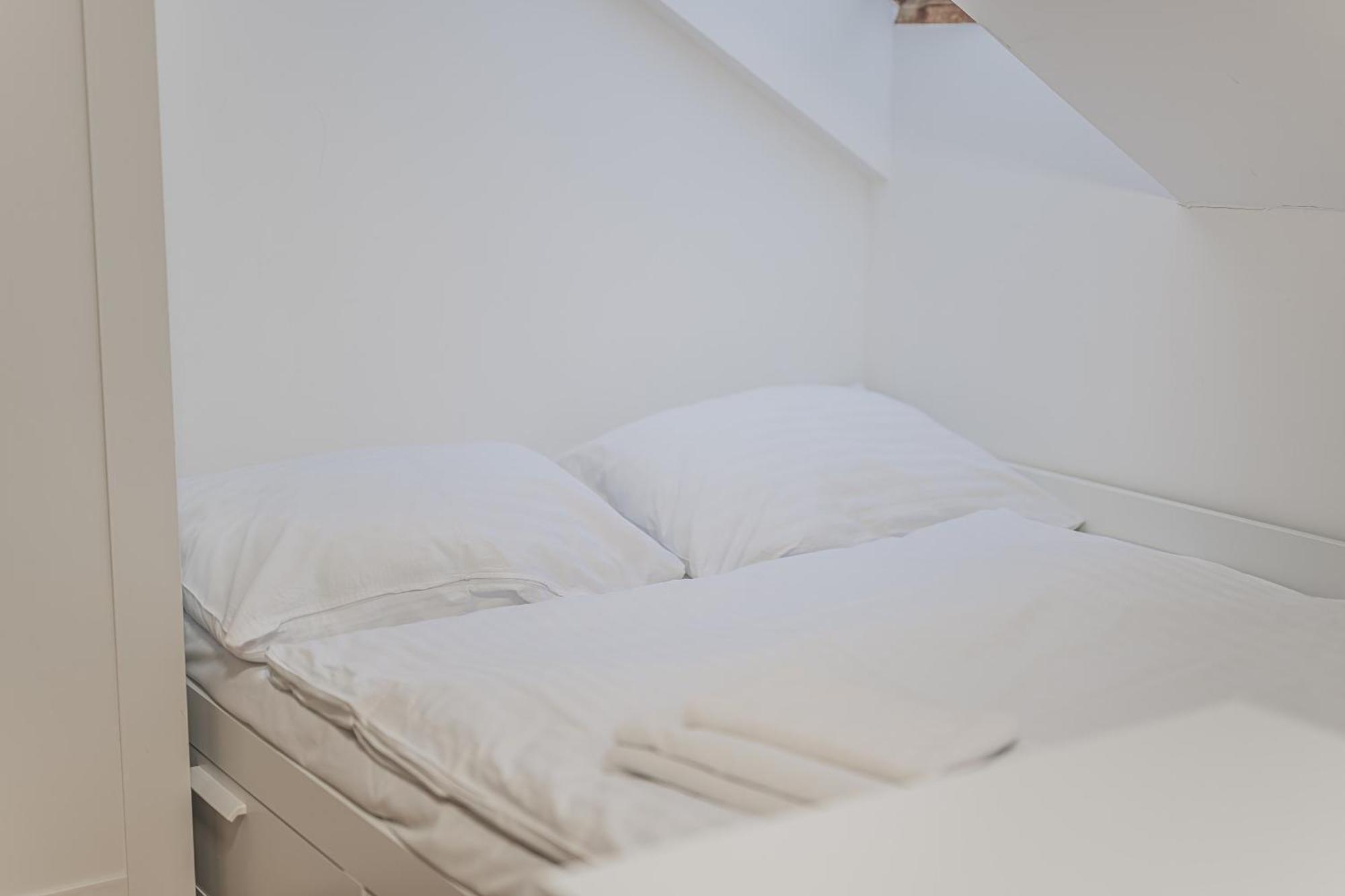 Apartamento Flat Near Castle Stylish & Prime Location 3 *